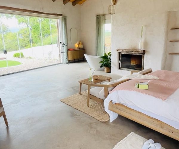 WhatsApp Image 2025-08-17 at 13.43.49